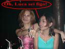 Brave ragazze in discoteca