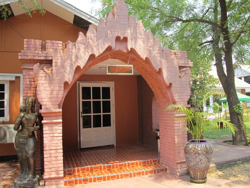 hotel floral breeze bagan -29